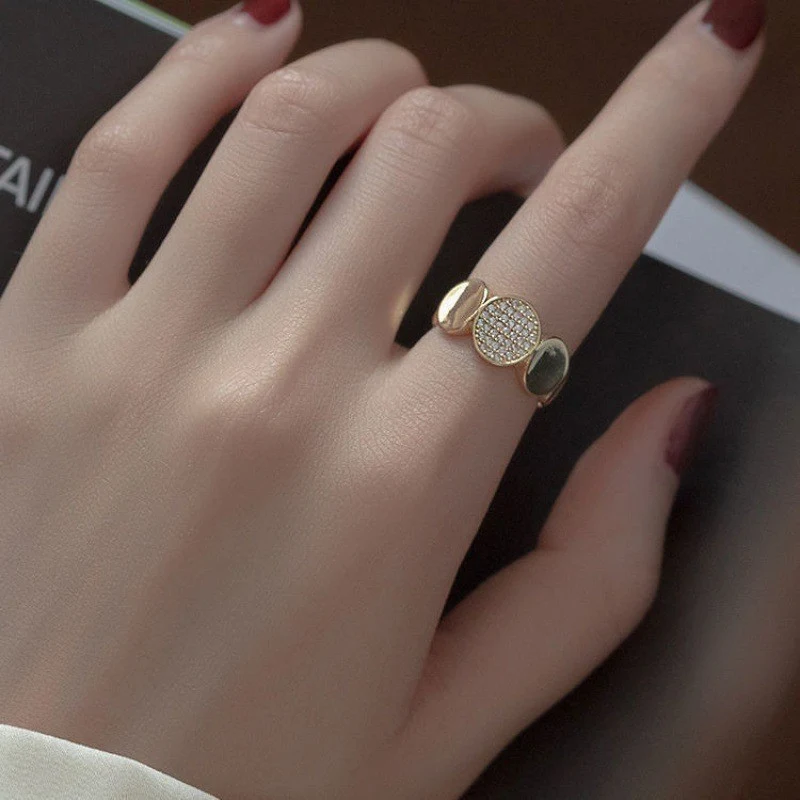 Anillo Ajustable de Diseño Dulce para Mujer con Circonitas de Alta Gama Elegancia Niche Perfecto para Regalo
