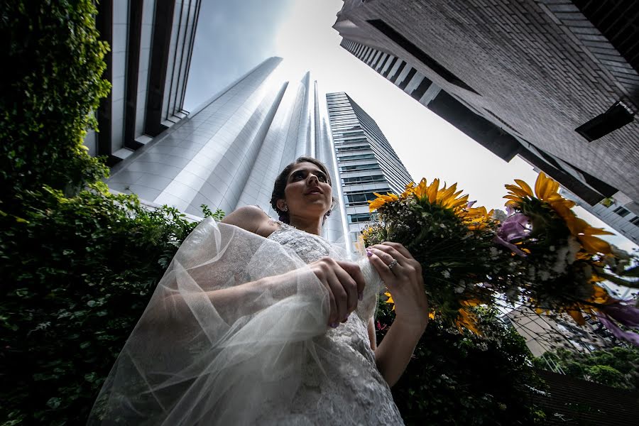 Bryllupsfotograf Carina Rodríguez (altoenfoque). Bilde av 1 april 2019