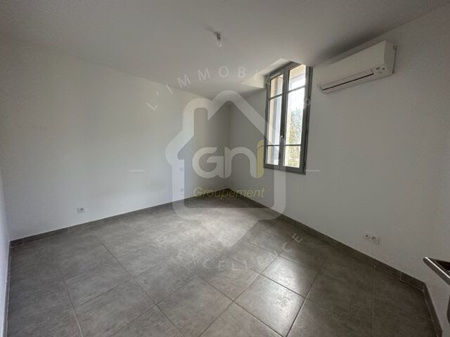 Location  appartement 3 pièces 65.8 m² à Caveirac (30820), 785 €