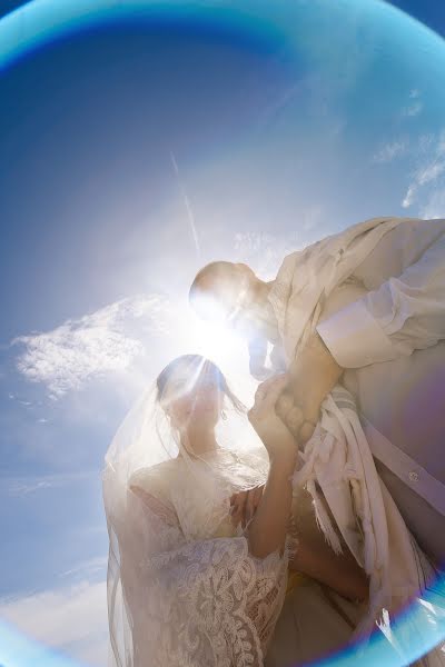 Wedding photographer Yulia Bruk (lumierelle). Photo of 10 April 2018