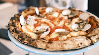 Vesuvio Pizzeria 想義廚房