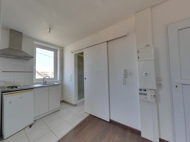 Location  appartement 1 pièce 17.61 m² à Louviers (27400), 405 €