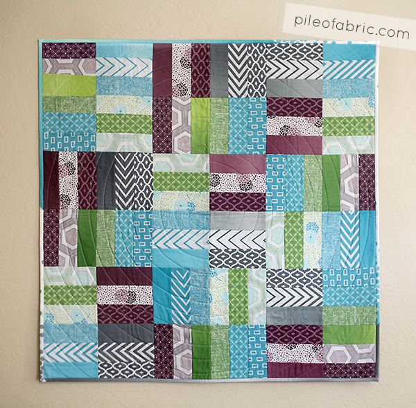 Jelly Roll Jam // Fat Quarter Shop Free Pattern - Pile O' Fabric