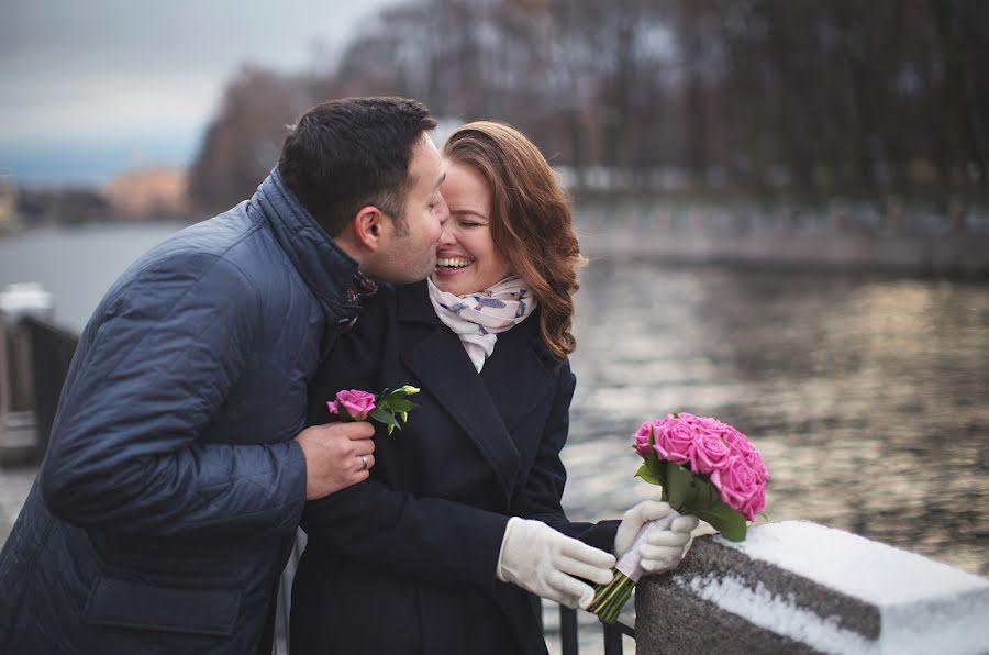 Fotógrafo de casamento Sergey Ivanov (artiswelcome). Foto de 28 de janeiro 2016