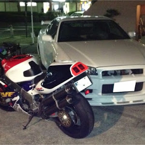 スカイライン GT-R BNR34
