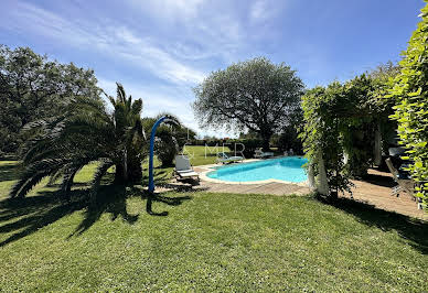 Maison avec piscine et terrasse 20