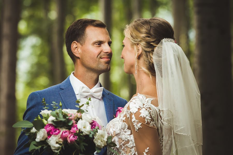 Fotógrafo de casamento Petr Holusa (petrholusa). Foto de 22 de fevereiro 2020