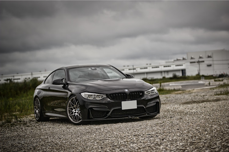 M4 クーペの車高調・ツラも調整・写真はまだ先😇に関するカスタム事例の投稿画像1枚目