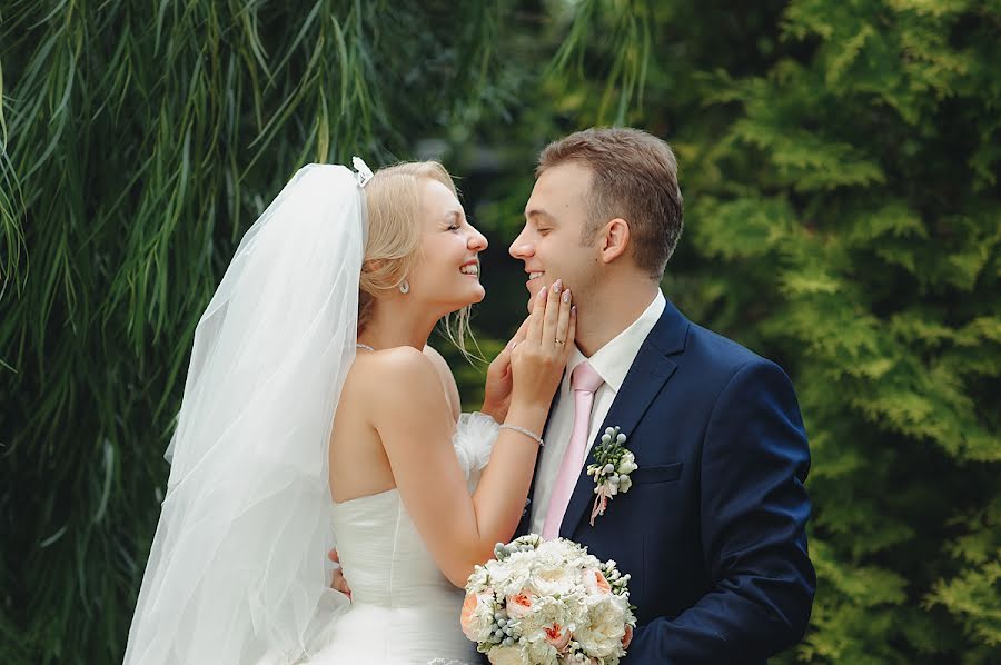 Fotógrafo de casamento Irina Mikhaylova (irismi). Foto de 21 de março 2018