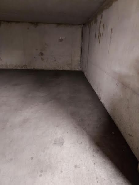 Location  parking   à Bordeaux (33000), 49 €