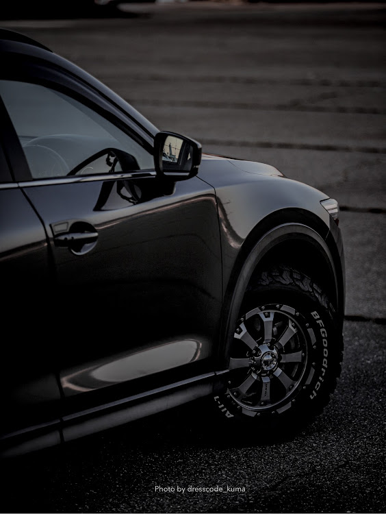 CX-5のﾏｼｰﾝｸﾞﾚｰﾌﾟﾚﾐｱﾑﾒﾀﾘｯｸ・MAZDA・KF2P・CX-5に関するカスタム事例の投稿画像1枚目