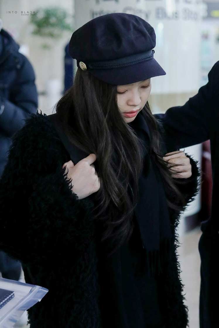 blackpink-jennie-winter-airport-fashion-3