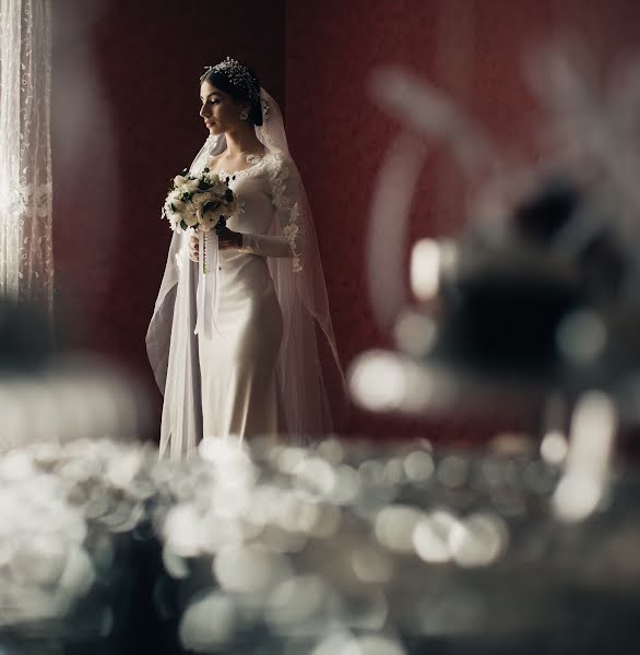 Fotógrafo de casamento Tamerlan Kagermanov (tamerlan5d). Foto de 14 de abril 2018