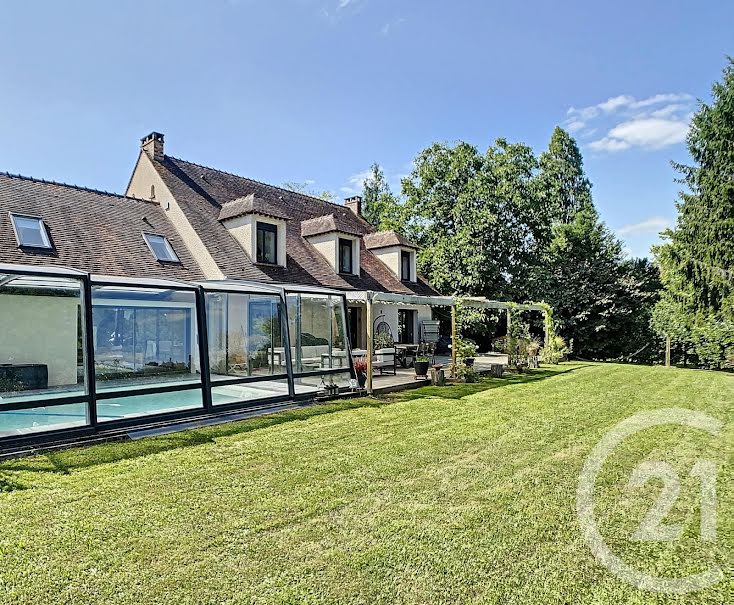 Vente maison 8 pièces 256.94 m² à Saint-Fargeau-Ponthierry (77310), 850 000 €