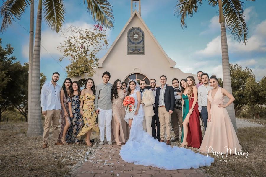 Fotógrafo de bodas Priscy Muñoz (munoz). Foto del 10 de junio 2020