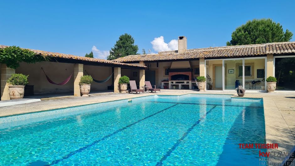 Vente maison 12 pièces 505 m² à Salon-de-Provence (13300), 1 450 000 €