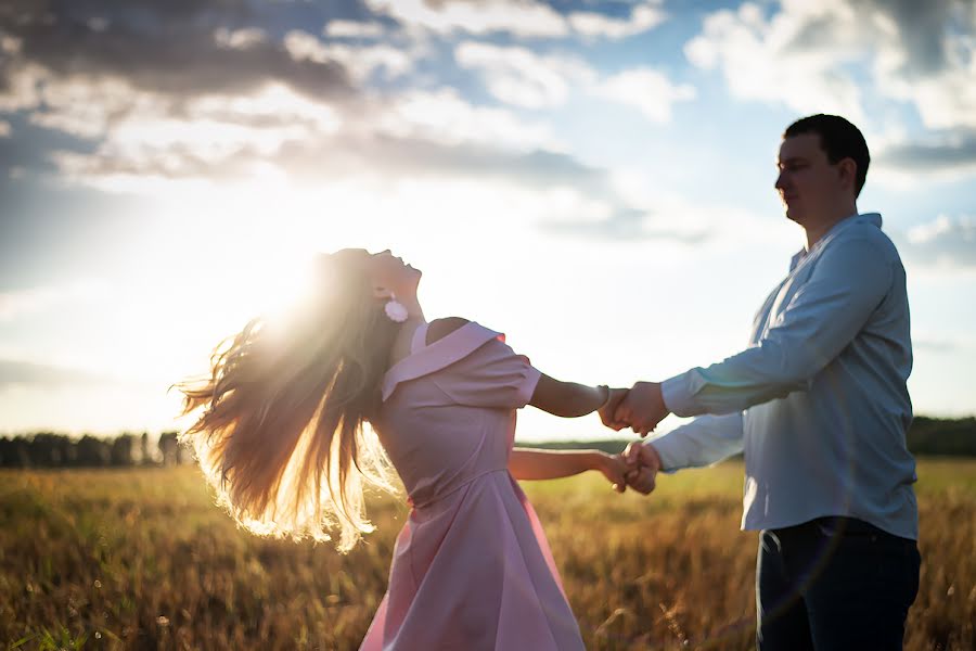 Fotografo di matrimoni Darya Romanova (silentium). Foto del 5 febbraio 2019