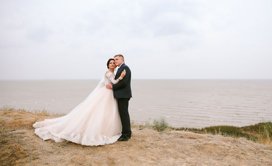 Wedding photographer Anastasiya Kasimova (shanti30). Photo of 14 January 2019