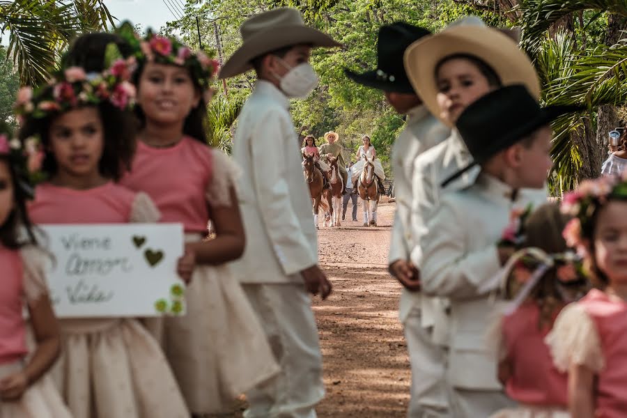 Jurufoto perkahwinan Felipe Figueroa (felphotography). Foto pada 18 Mei 2021