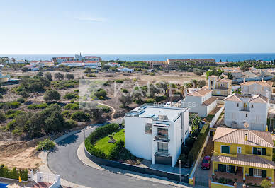 Villa with pool and terrace 3