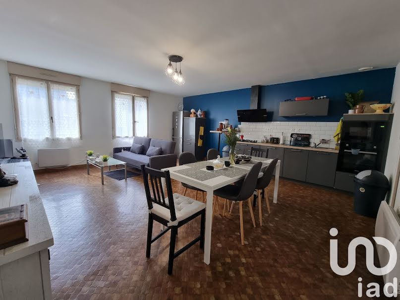 Vente maison  186 m² à Challain-la-Potherie (49440), 199 000 €