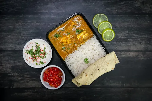 Paneer Lajawab Rice Meal Box [650 Ml]
