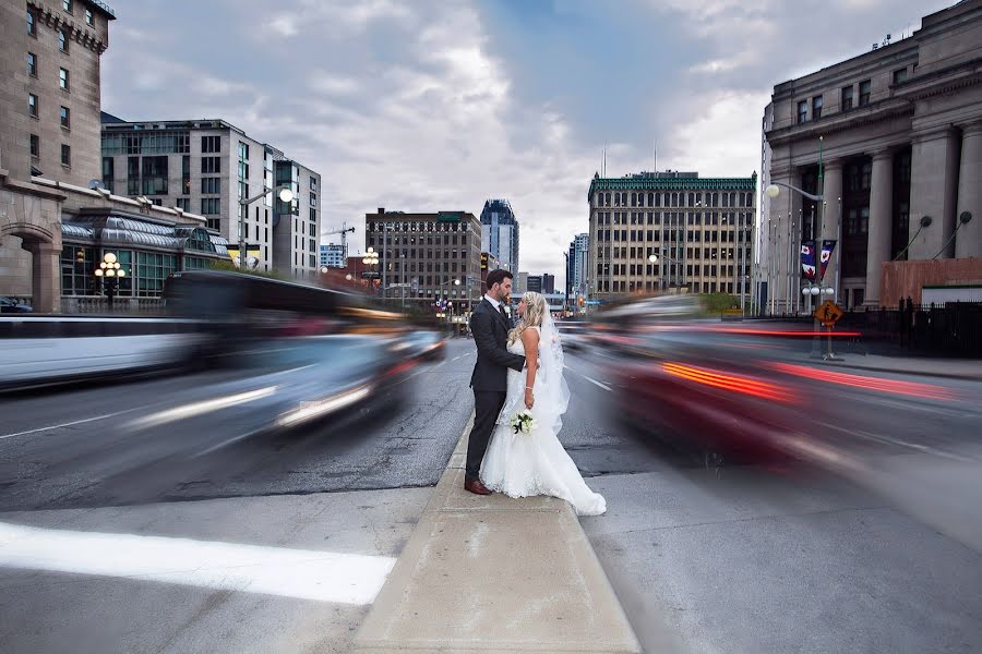 Fotografo di matrimoni Paul Couvrette (couvrette). Foto del 28 marzo 2018