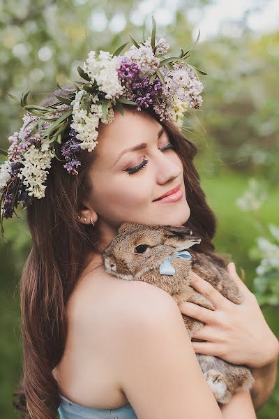 Fotógrafo de casamento Nadya Solnceva (photosolntse). Foto de 19 de junho 2016