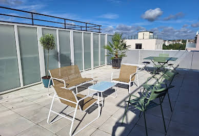 Apartment with terrace 16