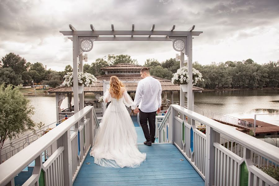 Fotógrafo de bodas Tatyana Omelchenko (tatyankaom). Foto del 13 de abril 2022