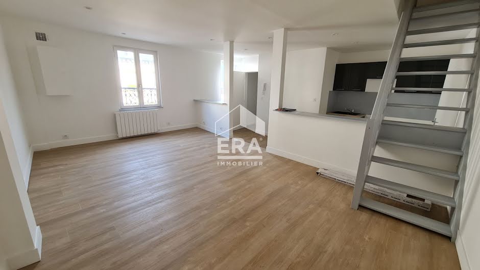 Vente locaux professionnels  177 m² à Neufchâtel-en-Bray (76270), 239 000 €