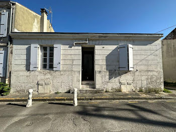 maison à Saintes (17)