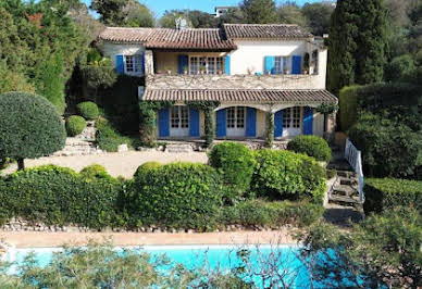 House with pool and terrace 3