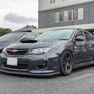 インプレッサ WRX STI GRB