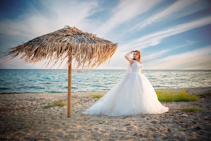 Wedding photographer Τανζού Oυγιούρ (portrait). Photo of 7 August 2019