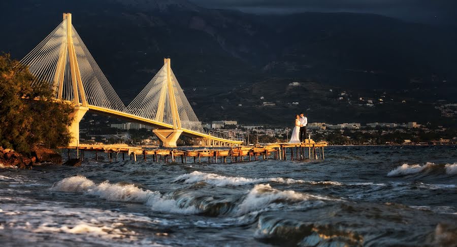 Fotografer pernikahan Kostas Sinis (sinis). Foto tanggal 19 April 2019