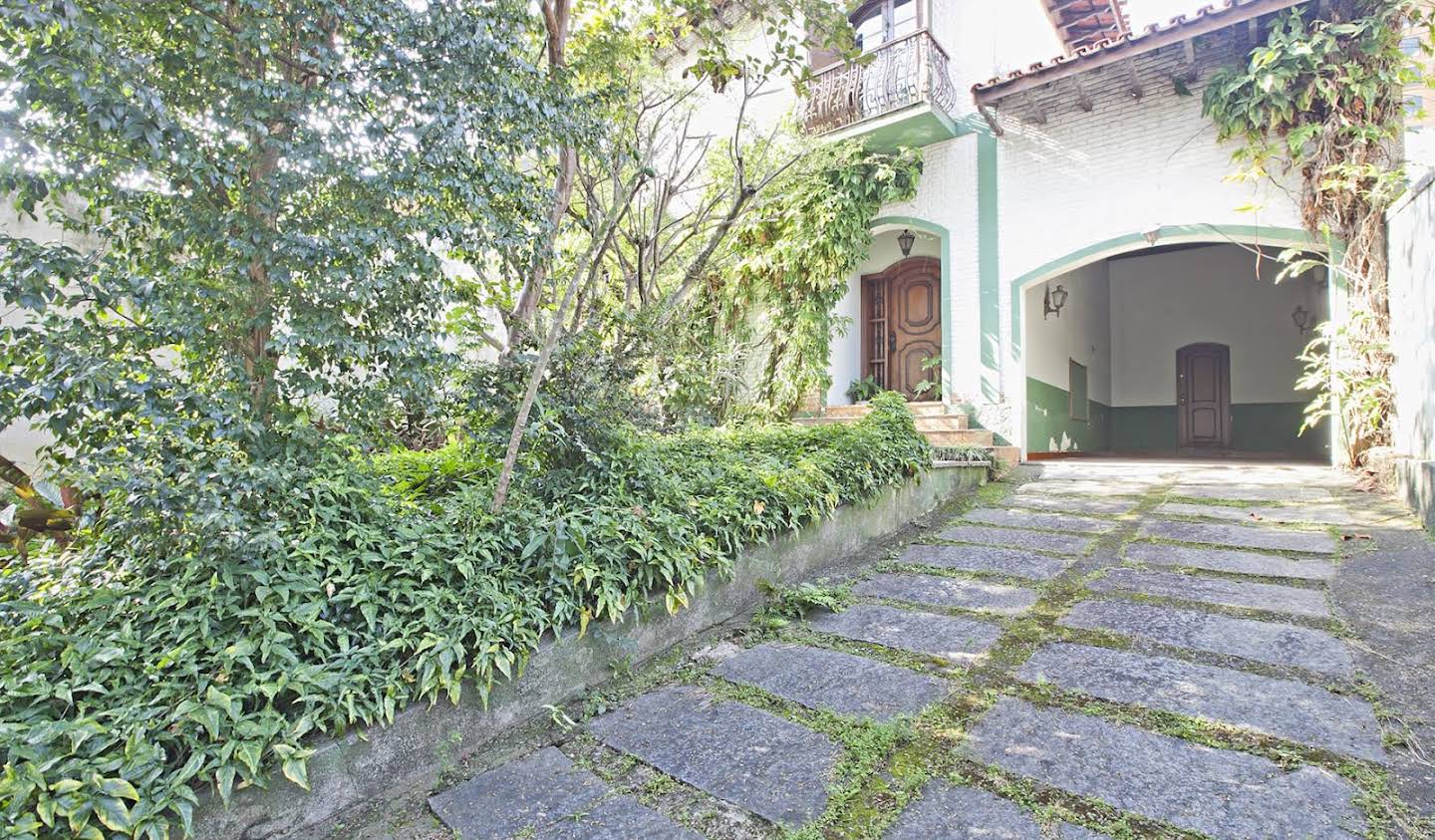 House with garden São Paulo