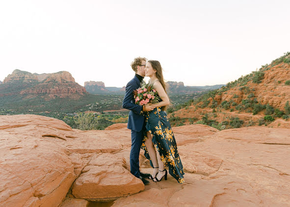 Fotografo di matrimoni Anastasia Post (postphoto). Foto del 27 gennaio 2022