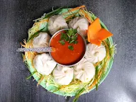 Ronni's Momos & More photo 4