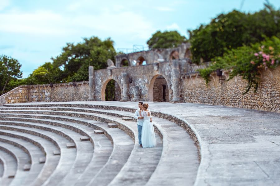 Fotografo di matrimoni Elizaveta Braginskaya (elizaveta). Foto del 2 agosto 2016