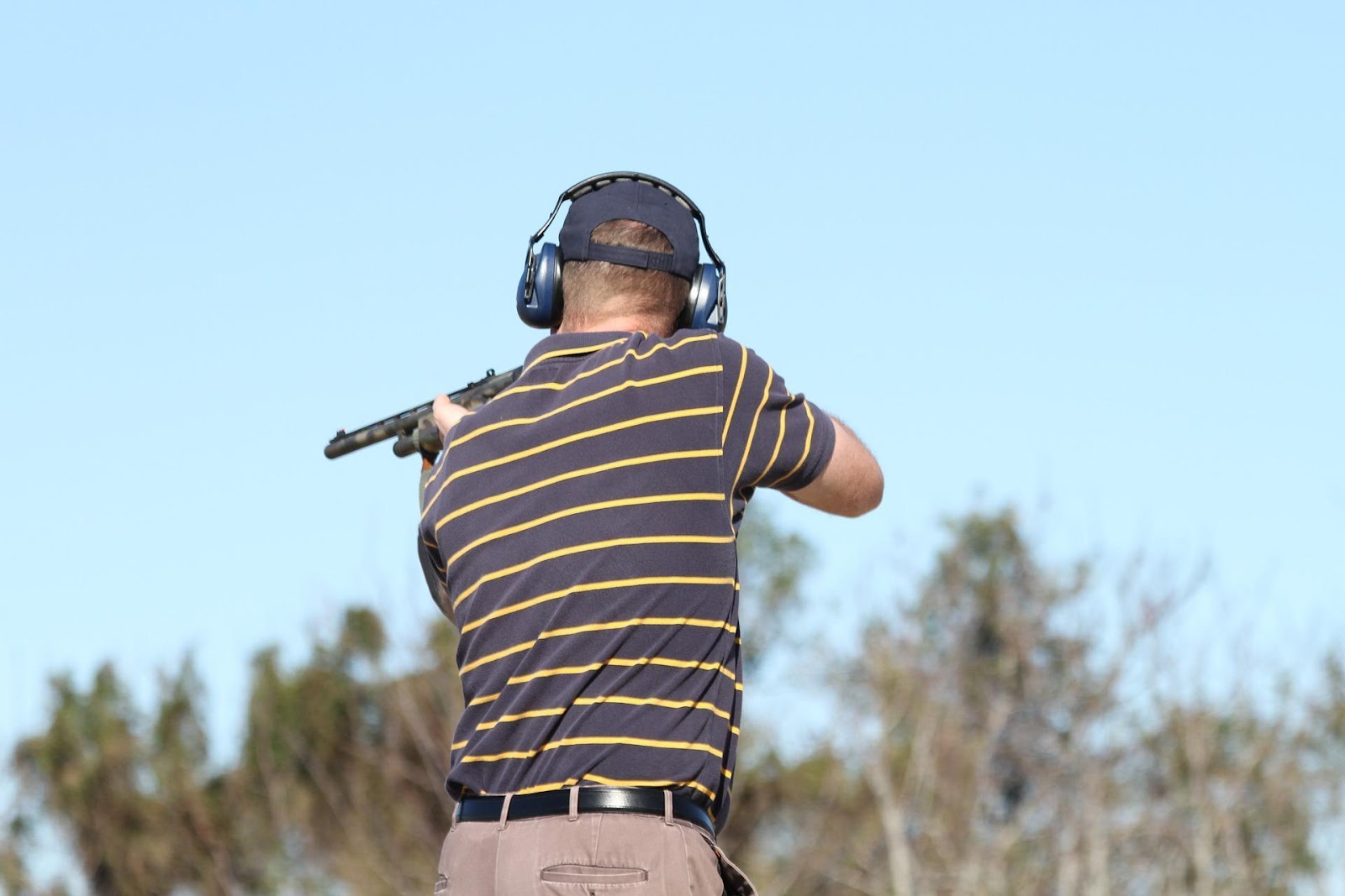 Guy Shooting AR15 