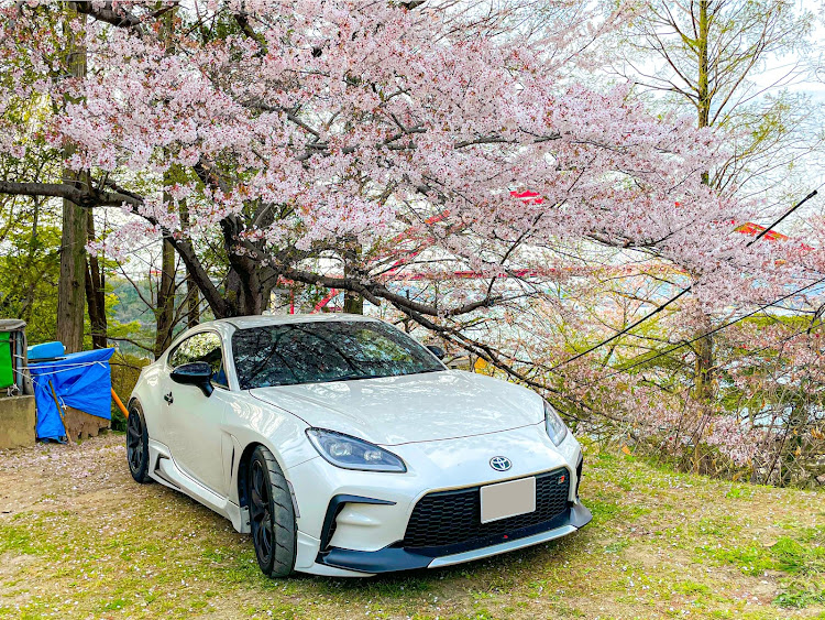 GR86の桜とコラボ・桜・86BRZ・ZN8・GR86に関するカスタム事例の投稿画像1枚目