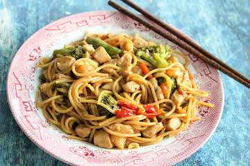 Stir Mein (Stir Fry/Lo Mein)