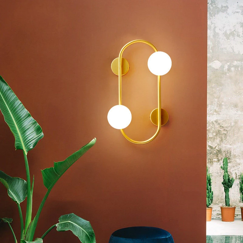 Kreatywna i prosta lampa ścienna do przedpokoju i sypialni. Nowoczesny design, idealne oświetlenie przy łóżku.