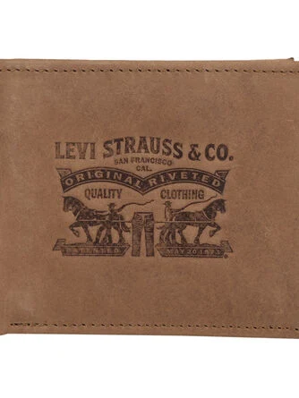 Levis Two Horse Pull Wallet in Edappally - magicpin | February, 2023