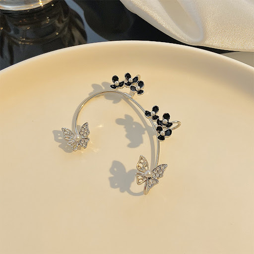 Title 6, Pearl Butterfly Non-pierced Flower Ear Clip Sin...