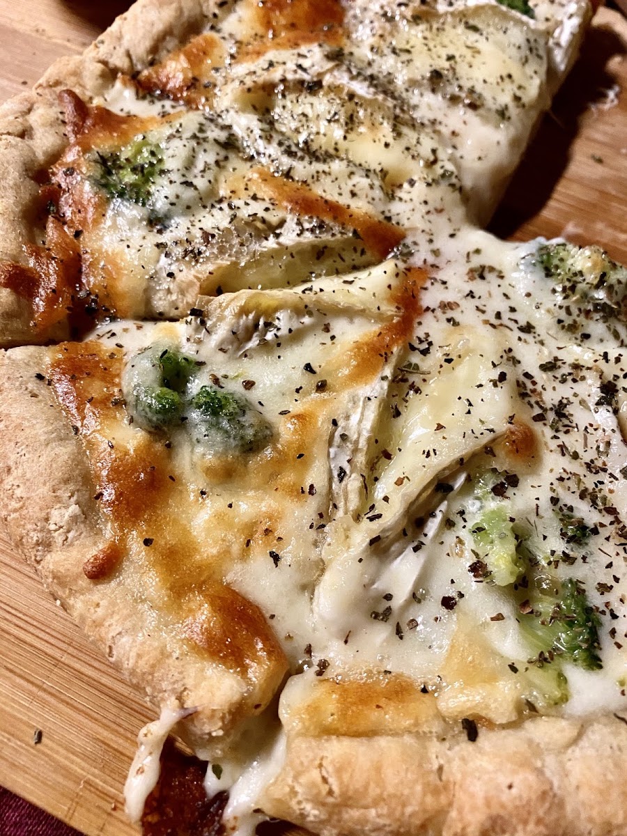 GF Broccoli and Brie Pizza