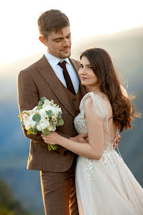 Wedding photographer Olga Nikitina (ranji). Photo of 28 September 2021