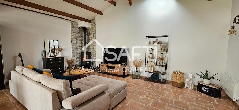 Vente maison 4 pièces 104 m² à La Roche-sur-Yon (85000), 235 000 €