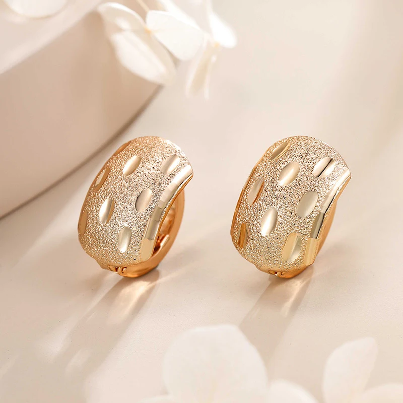 Title 4, Womens Fashion Graceful Personality Zircon Ear...